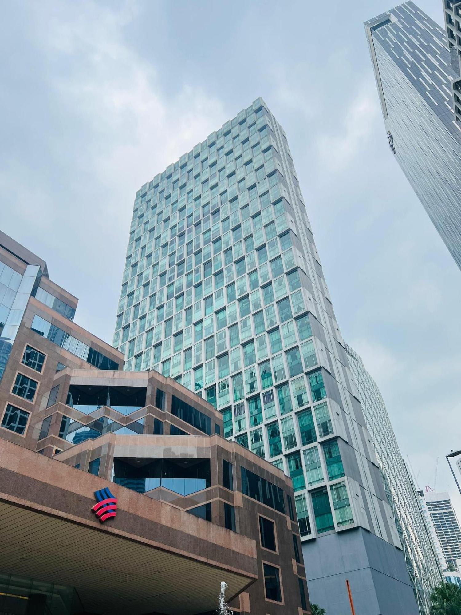 Soho Suites Klcc By Comfort Suites Kuala Lumpur Exterior foto